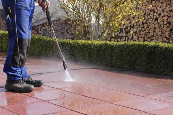 Cost of Driveway Pavers Cleaning in New Braunfels