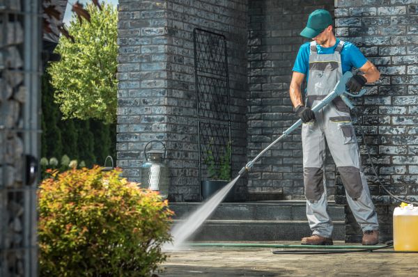 Outside House Cleaning in New Braunfels