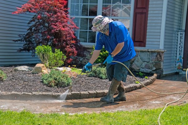 Cost of Brick Walkway Cleaning in New Braunfels