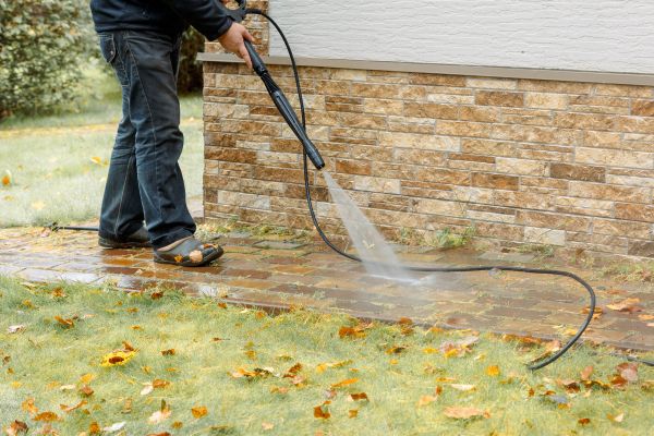 Cost of Residential Powerwashing in New Braunfels